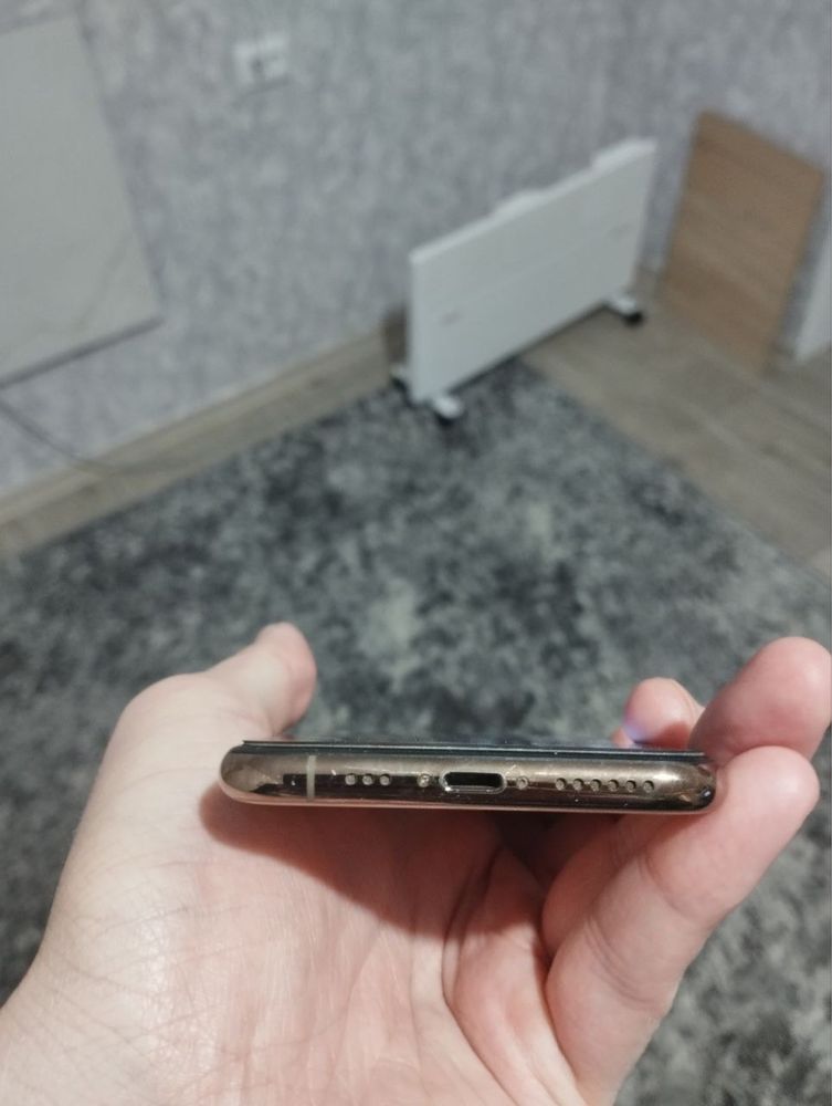 Идеал Iphone xs 256gb gold 95%акб