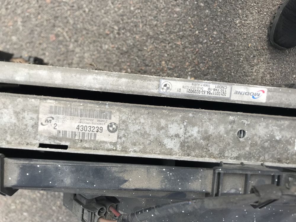Касета радиаторов BMW E87 E81 Вентилятор радиатор БМВ Е87 Е81 n47