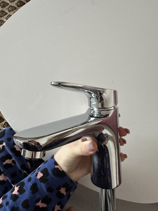 Кран Vigour, новий