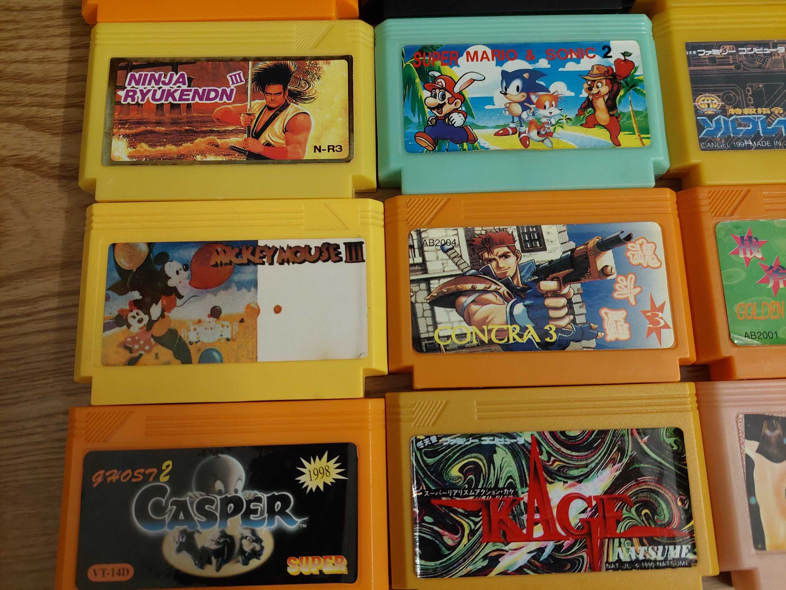 Lote de jogos Famiclone/Famicom/Family Game