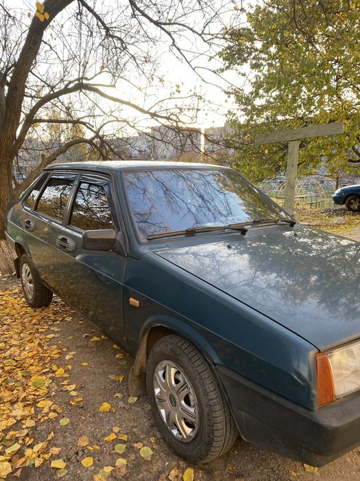 Продам машину Ваз 2199