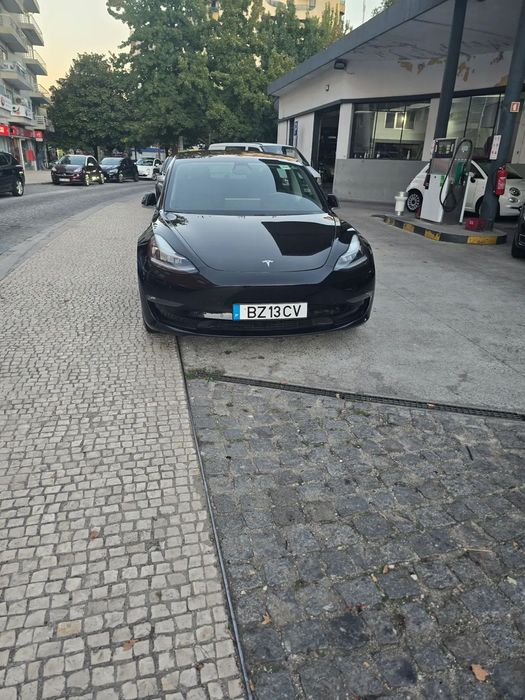Tesla Model 3 Long-Range Dual Motor AWD