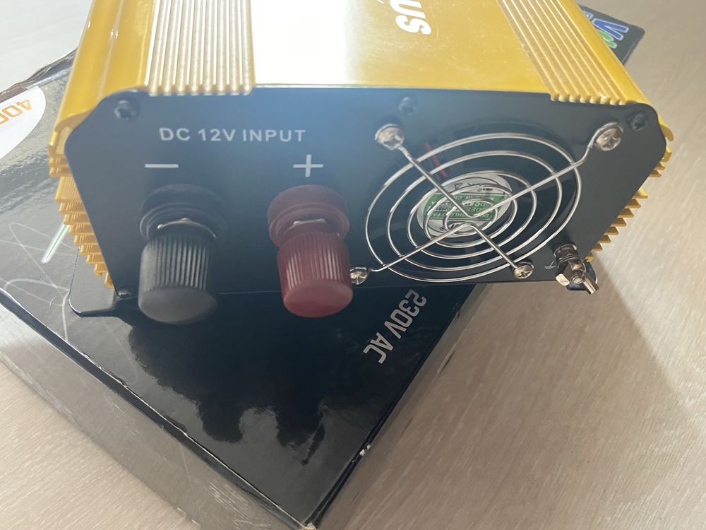 Volt Polska SINUS PLUS 4000 12/230V