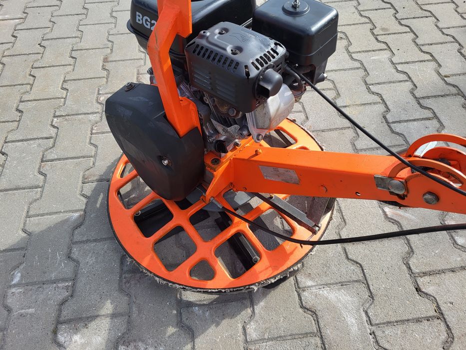 Zacieraczka do betonu Atlas Copco BD240 60cm silnik Honda