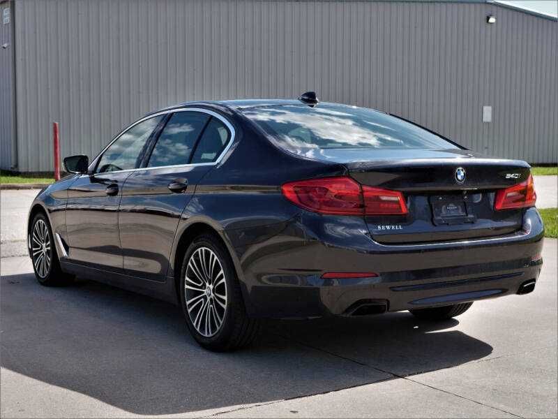 2019 BMW 5 Series 540i