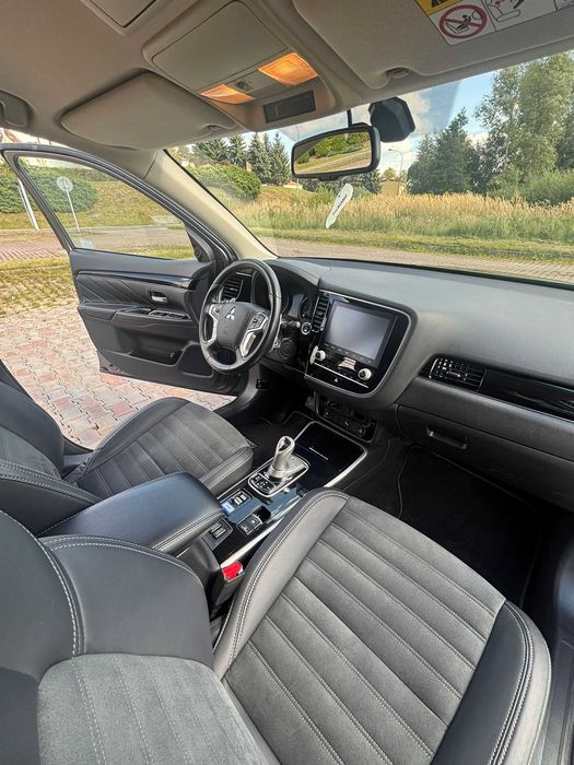 Mitsubishi Outlander III 2.4 PHEV