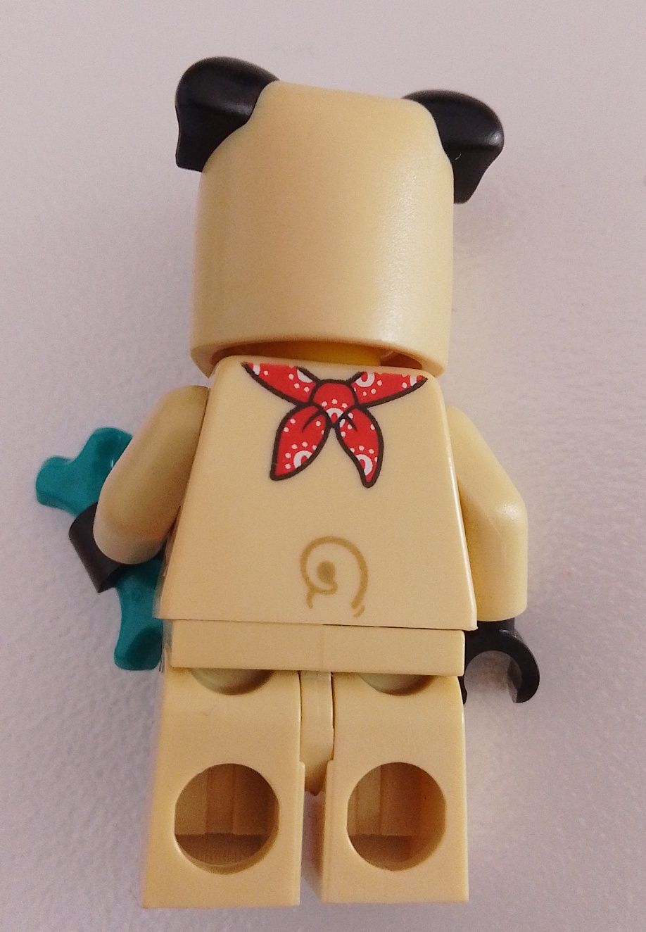 Minifigurka Lego - seria 21 - Chłopak w kostiumie mopsa