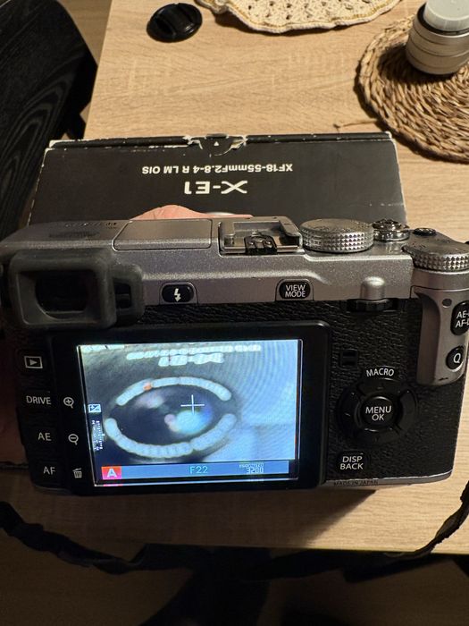 Camera Fujifilm XE1 + Objetiva 16-50