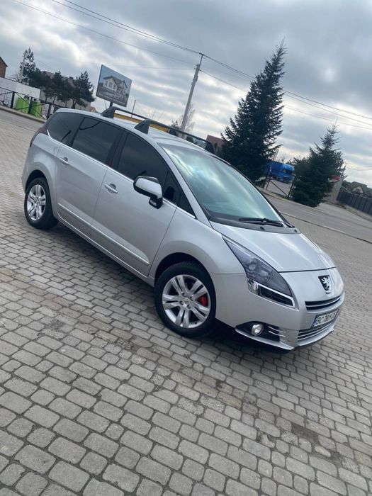 Продам пежо 5008