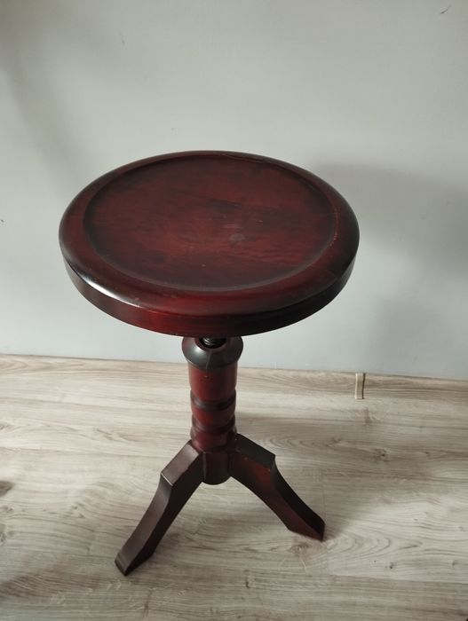 Taboret do fortepianu