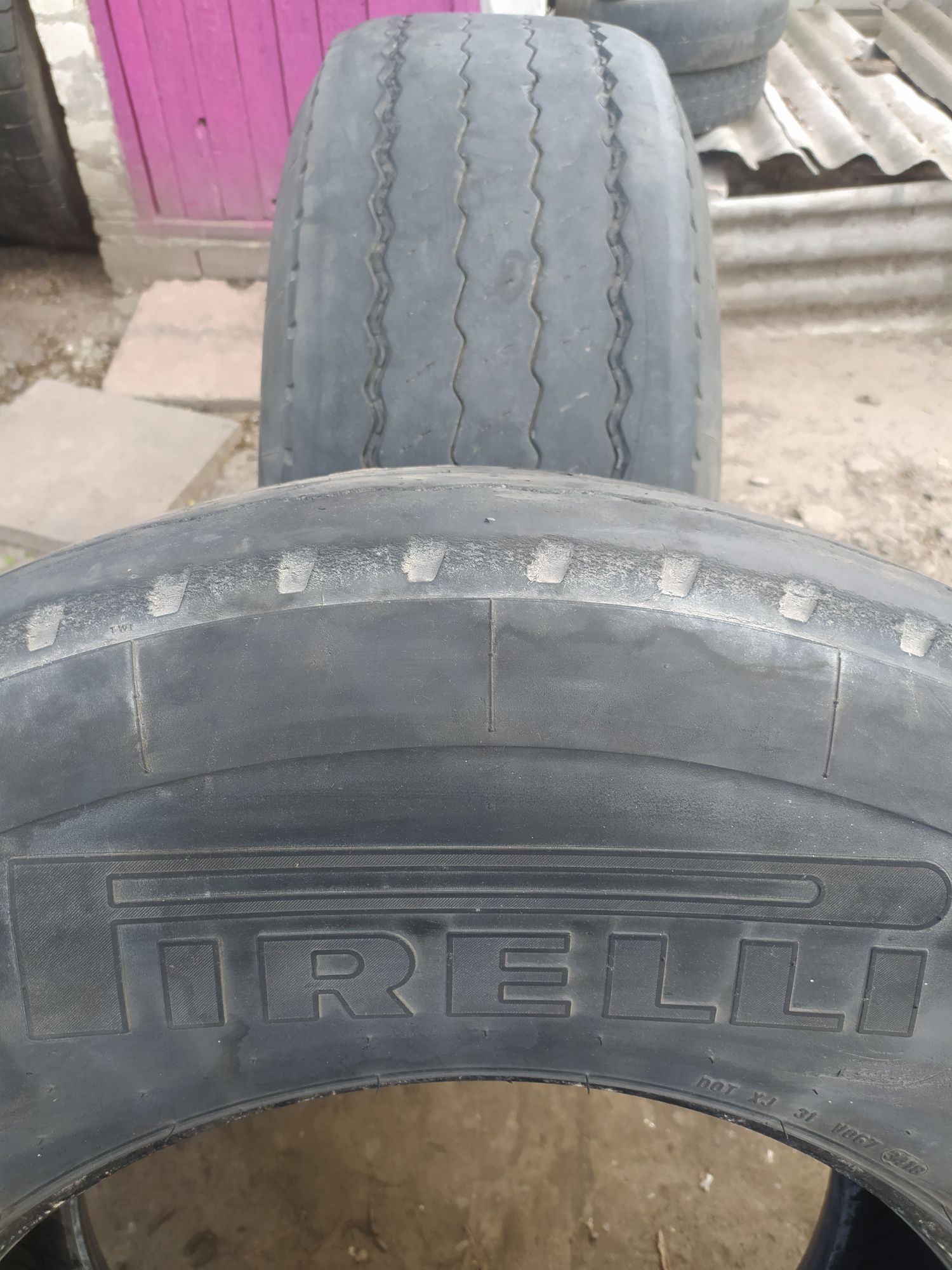 Прицепні шини PIRELLI 385/65 R22.5