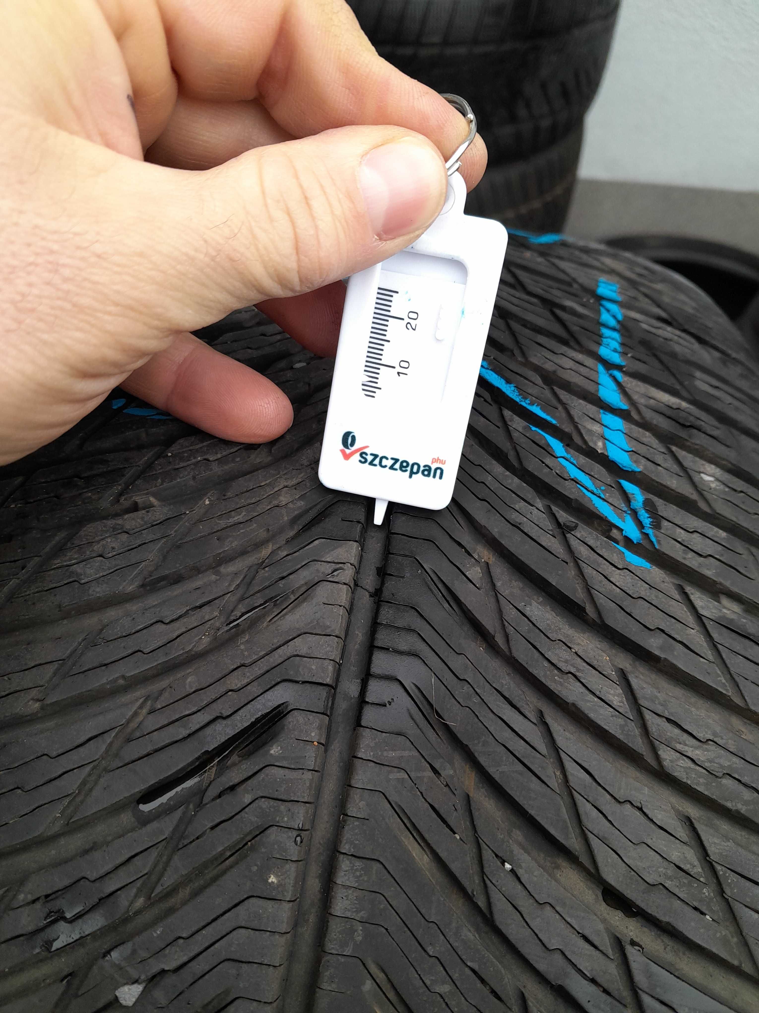 Opona 245/45/19 Michelin