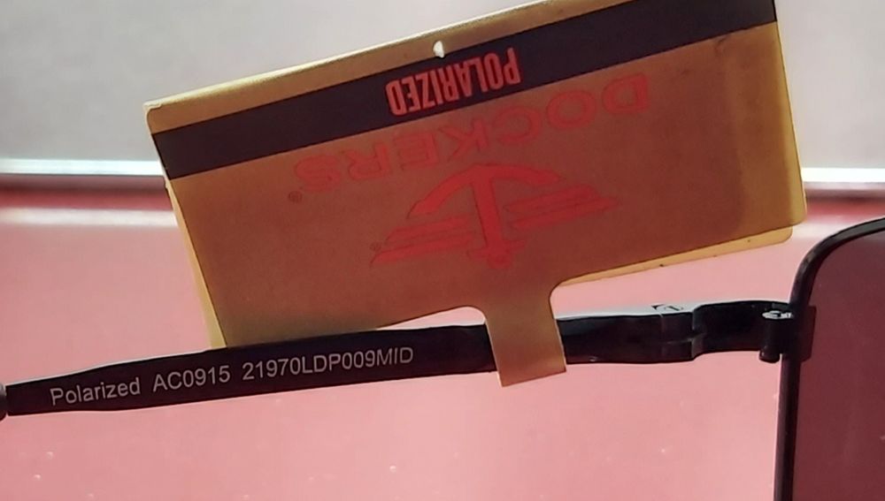 Óculos da Dockers Novos