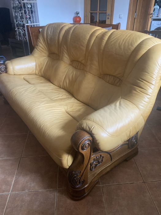Sofa vintage em pele, semi-novo