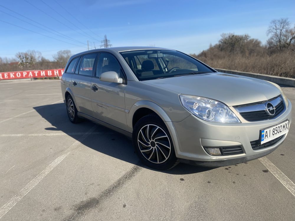 Opel vecta C 1.8 бензин