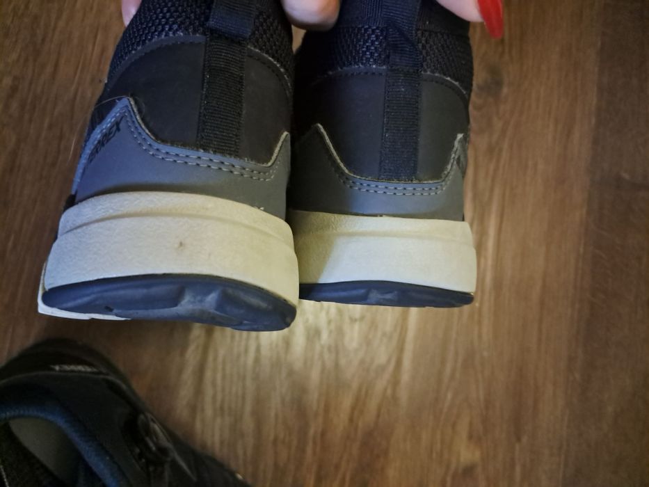 Ботинки, кроссовки adidas terrex