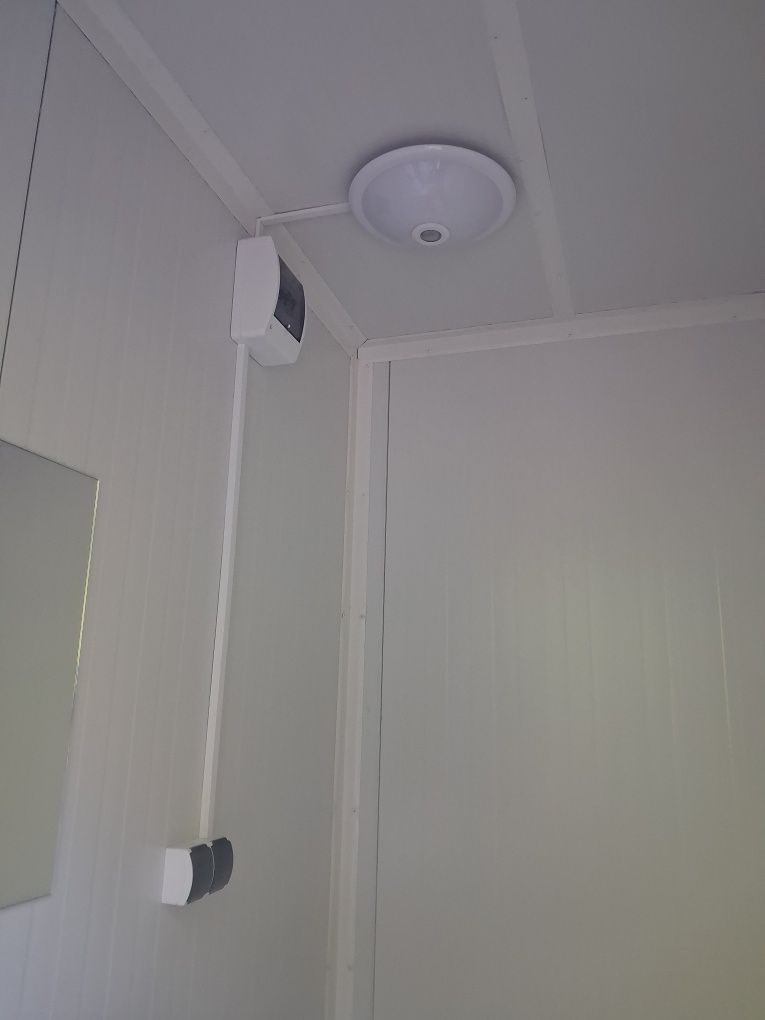 Kontener sanitarny WC/biurowy/stróżówka
