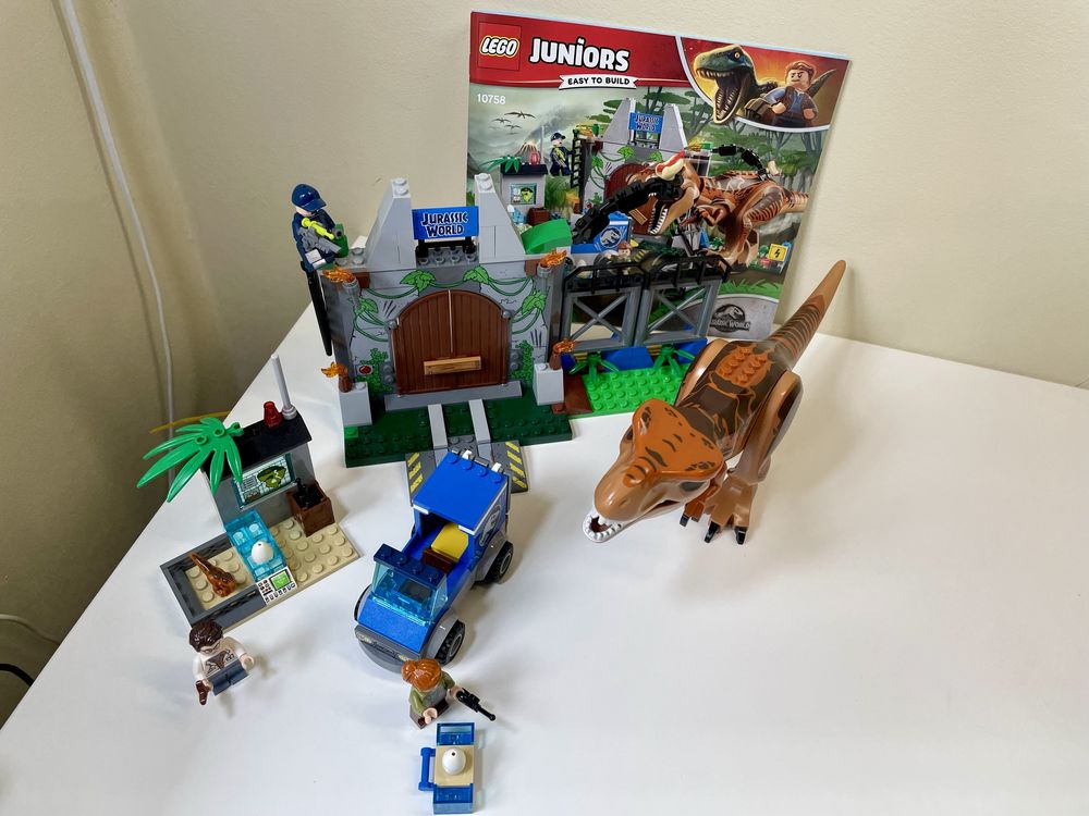 Lego juniors 10758