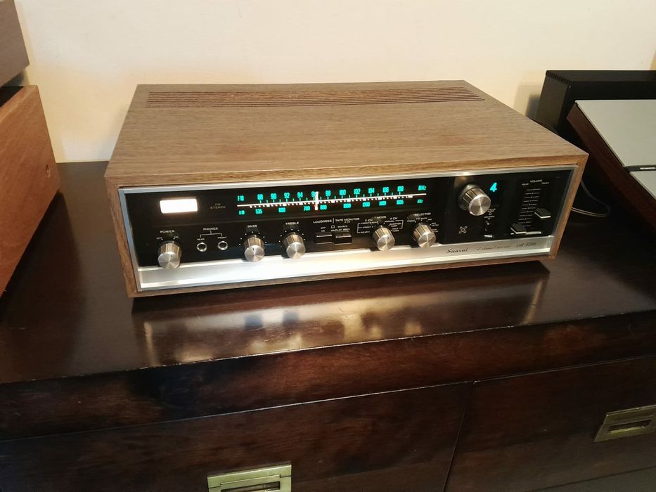 Amplificador Receiver Sansui