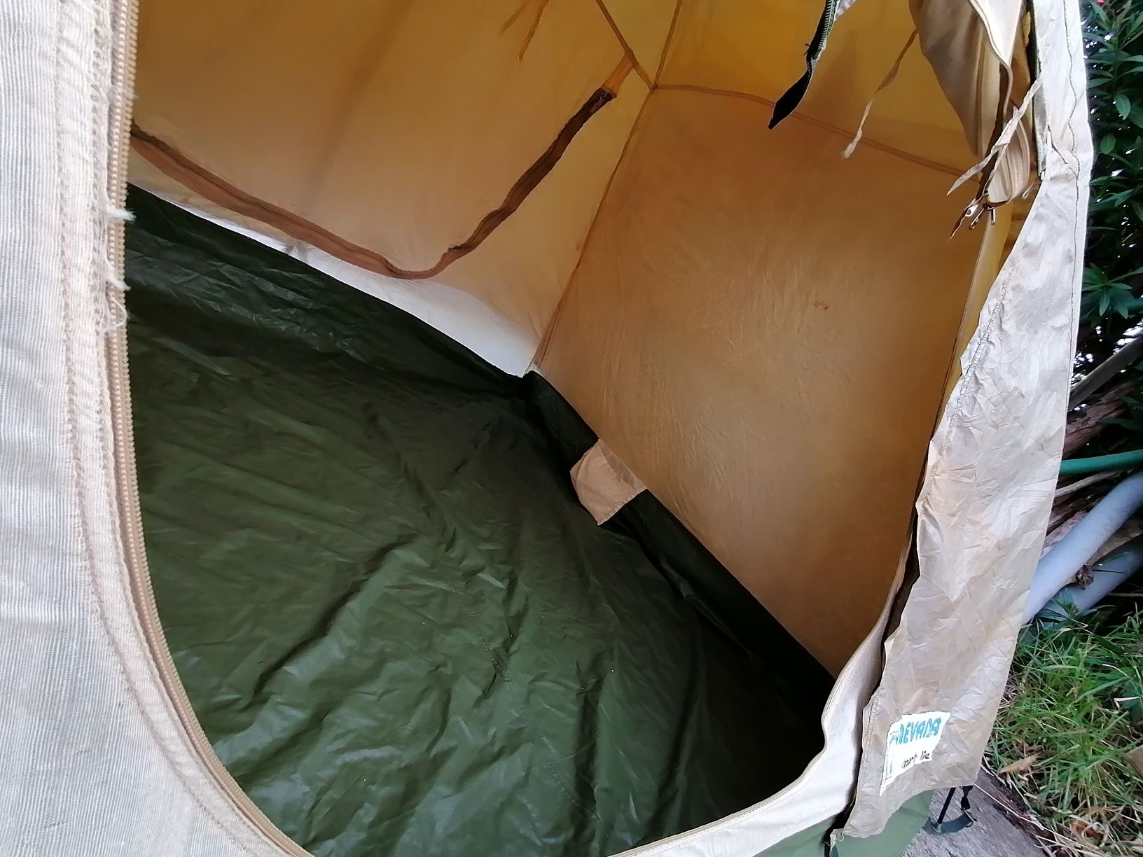 Tenda NEVADA c/estrutura