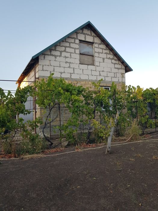 Продаётся дом у моря, пригород Черноморска.