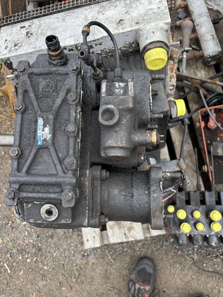 Przystawka podwójna hydrauliki ZF16 manual