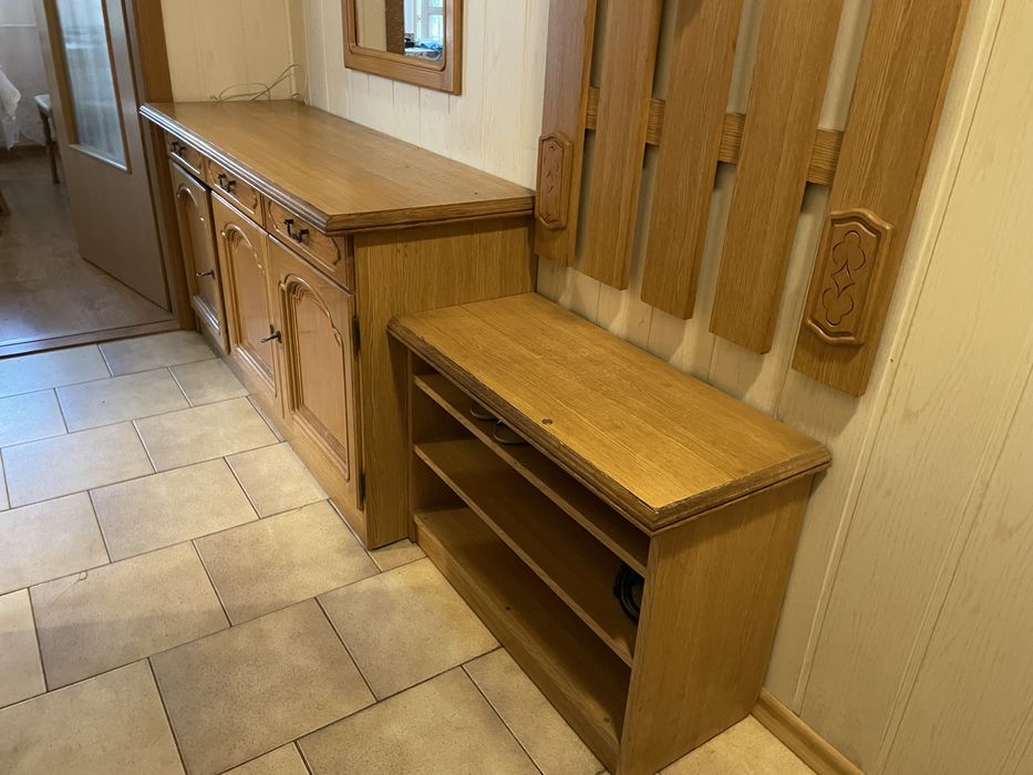 Komoda dębowa Szafka do salonu przedpokoju Szafka na buty dębowa