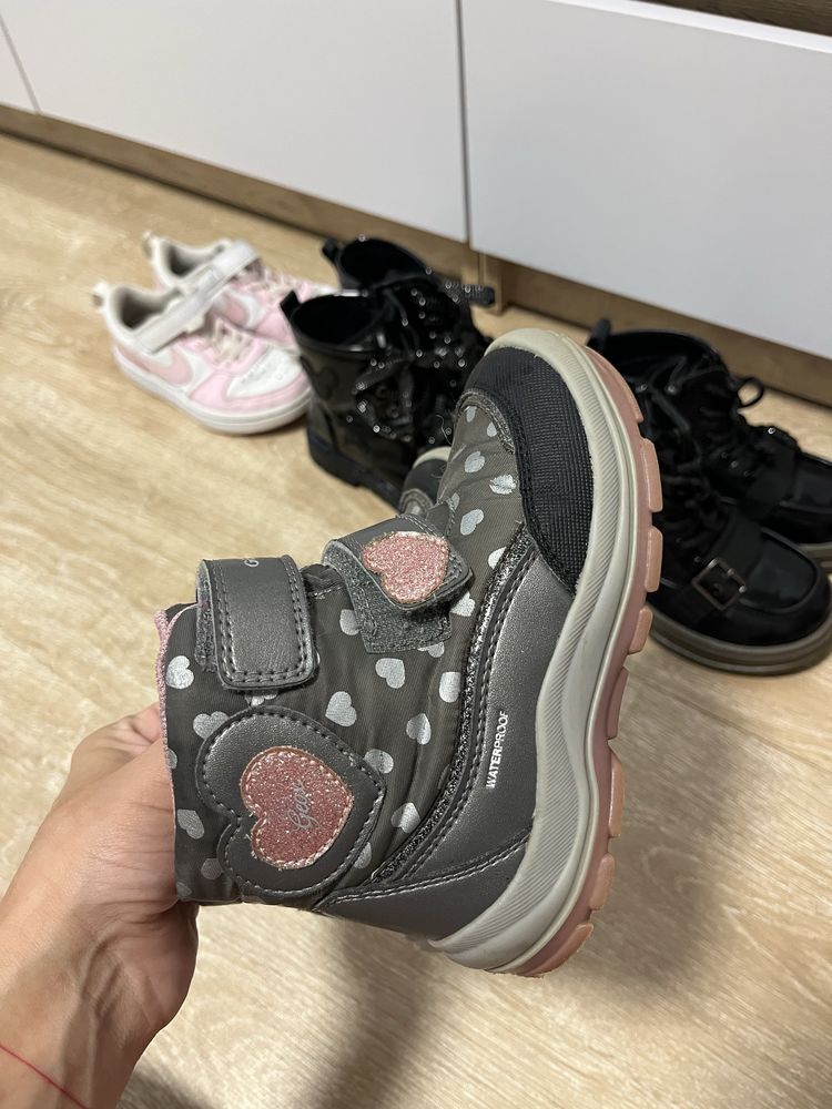 Зимние ботинки geox кроссовки nike на девчоку 27 размер 28