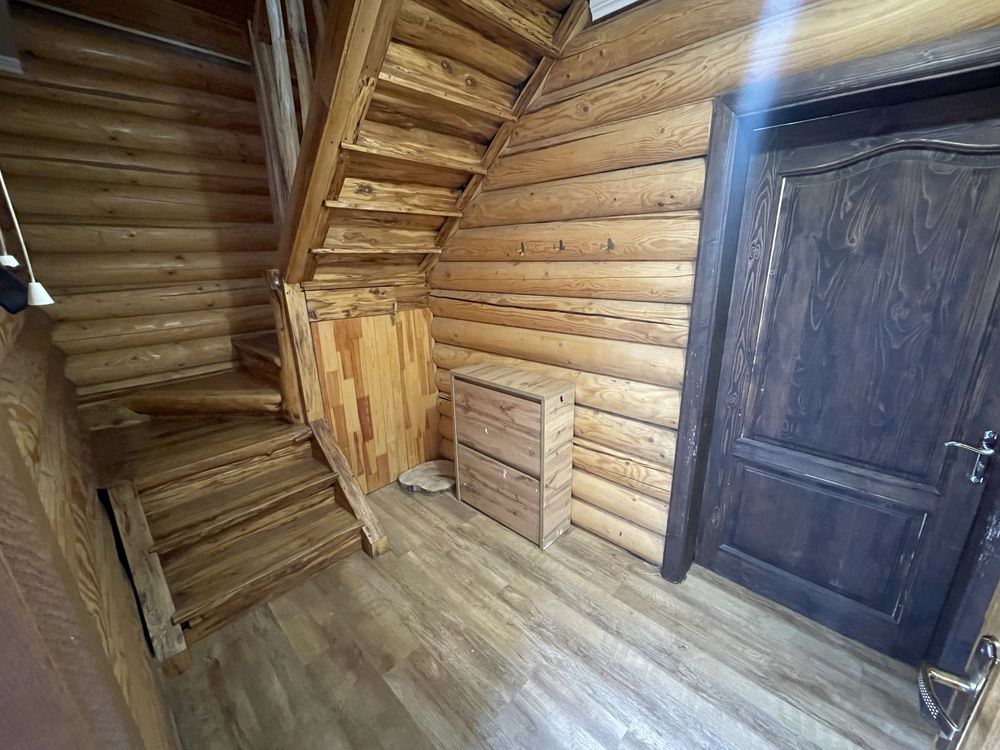 Два будинки в Карпатах для бізнесу або великої родини, Рахів