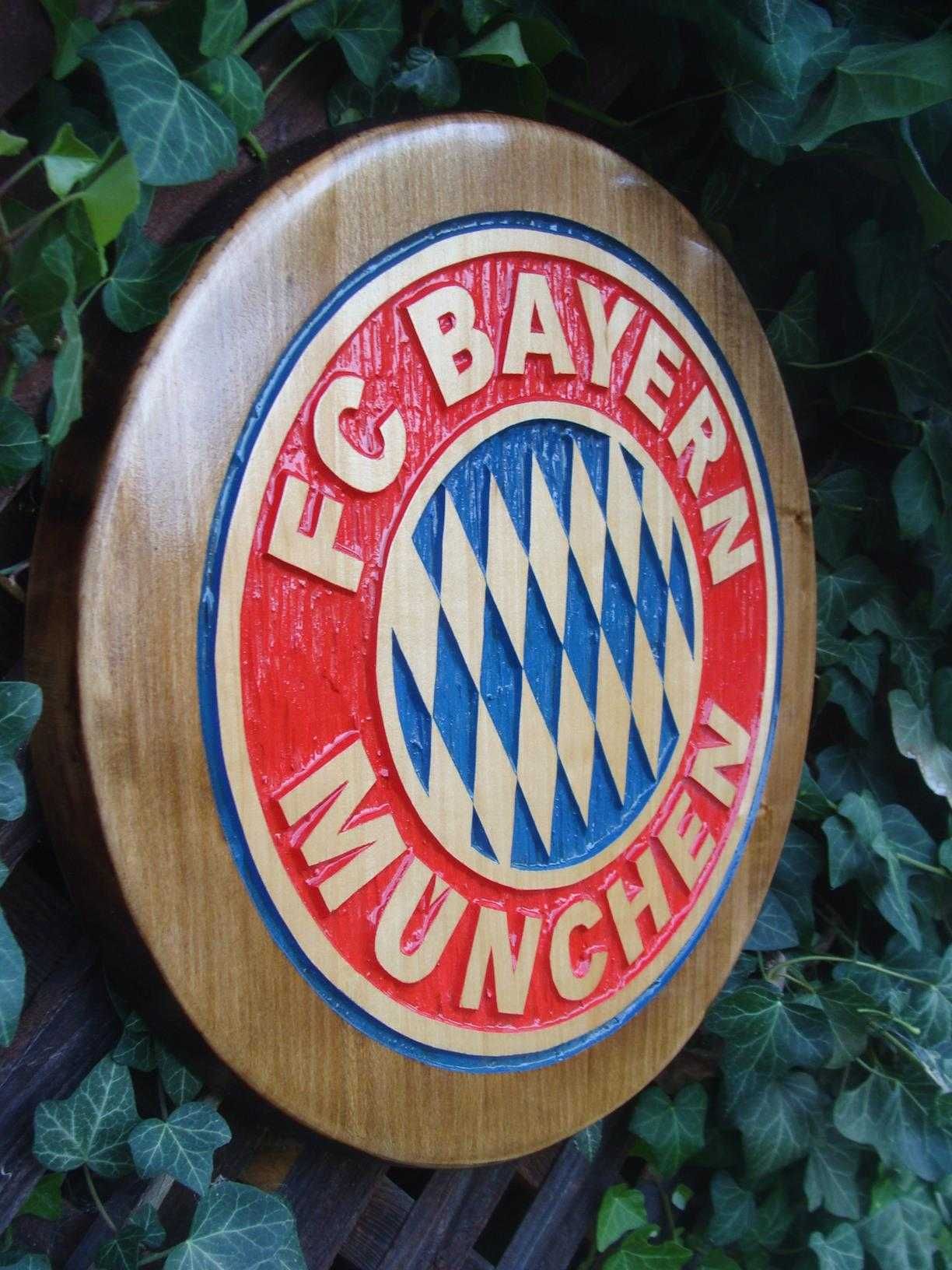 Bayern Monachium Ręcznie rzeźbione logo w drewnie. UNIKAT