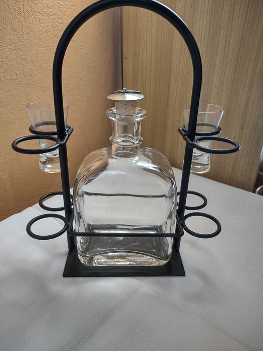 Karafka na alkohol