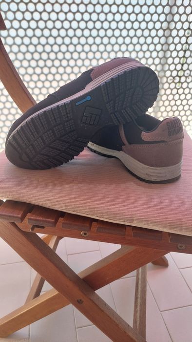 Bota de biqueira de aço 37