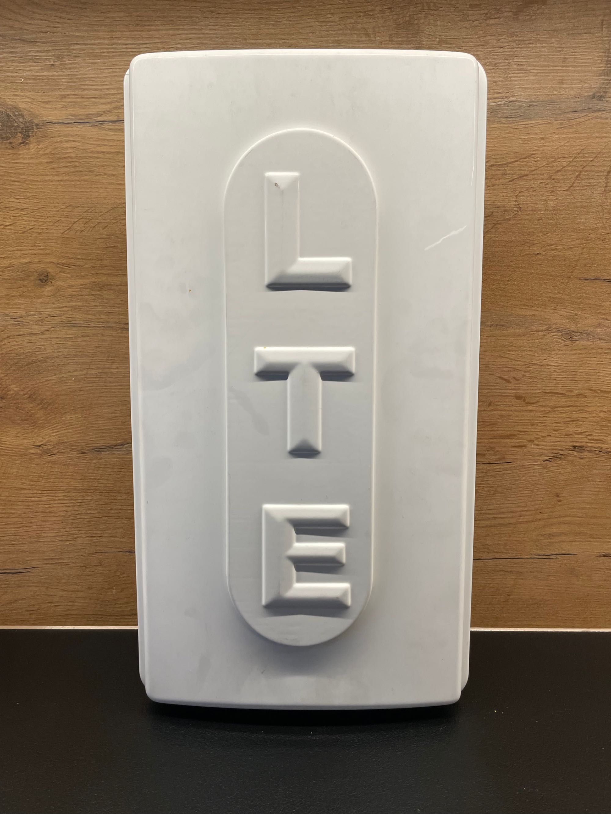 Dual LTE Router z modemem Huawei B593 + antena zewnętrzna + kable
