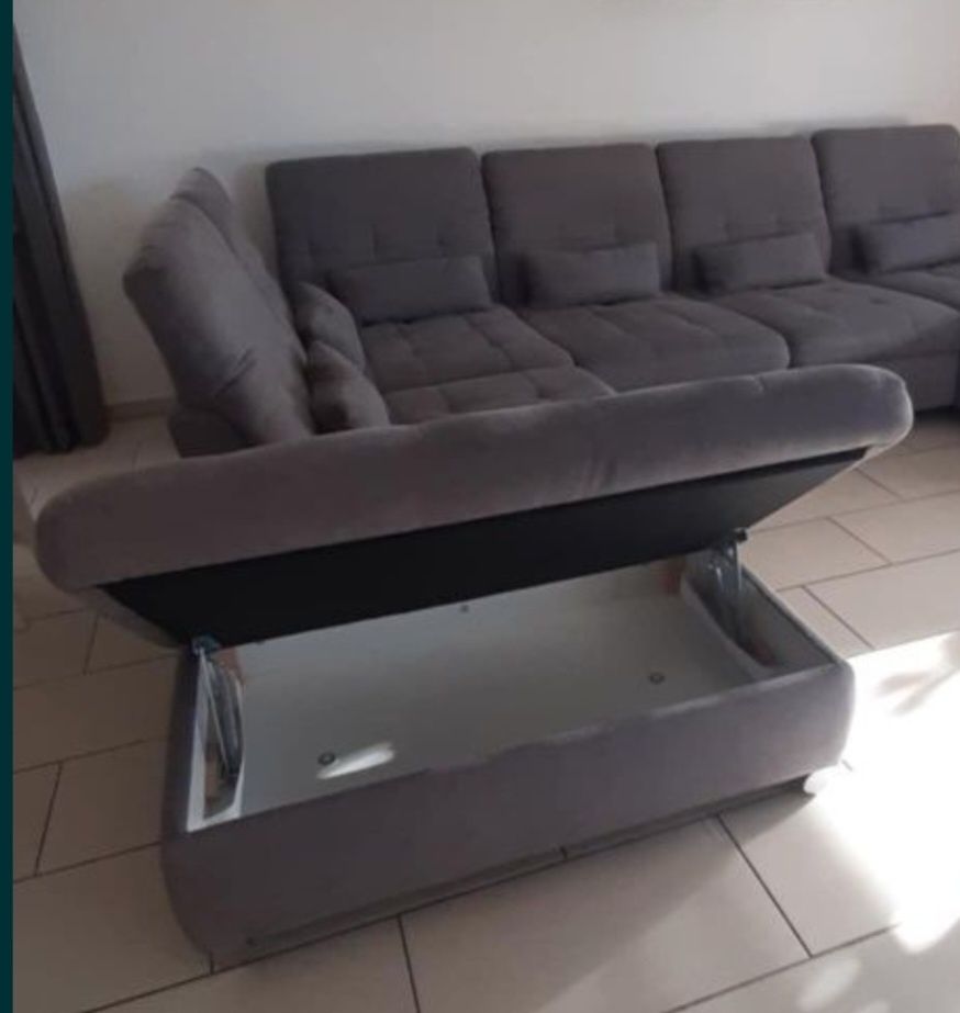 Duża sofa z funkcją spania