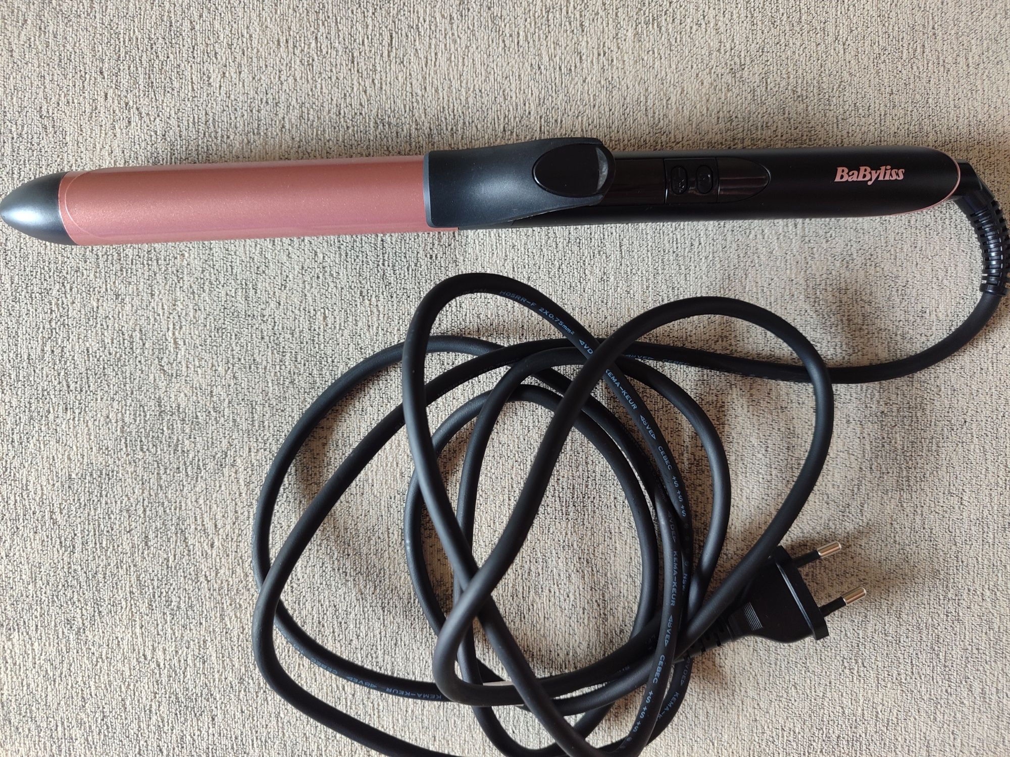 Babyliss (25mm Curling Tong)