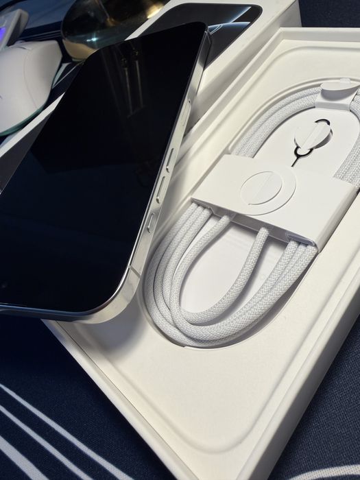 iPhone 16 Pro Max branco 512GB