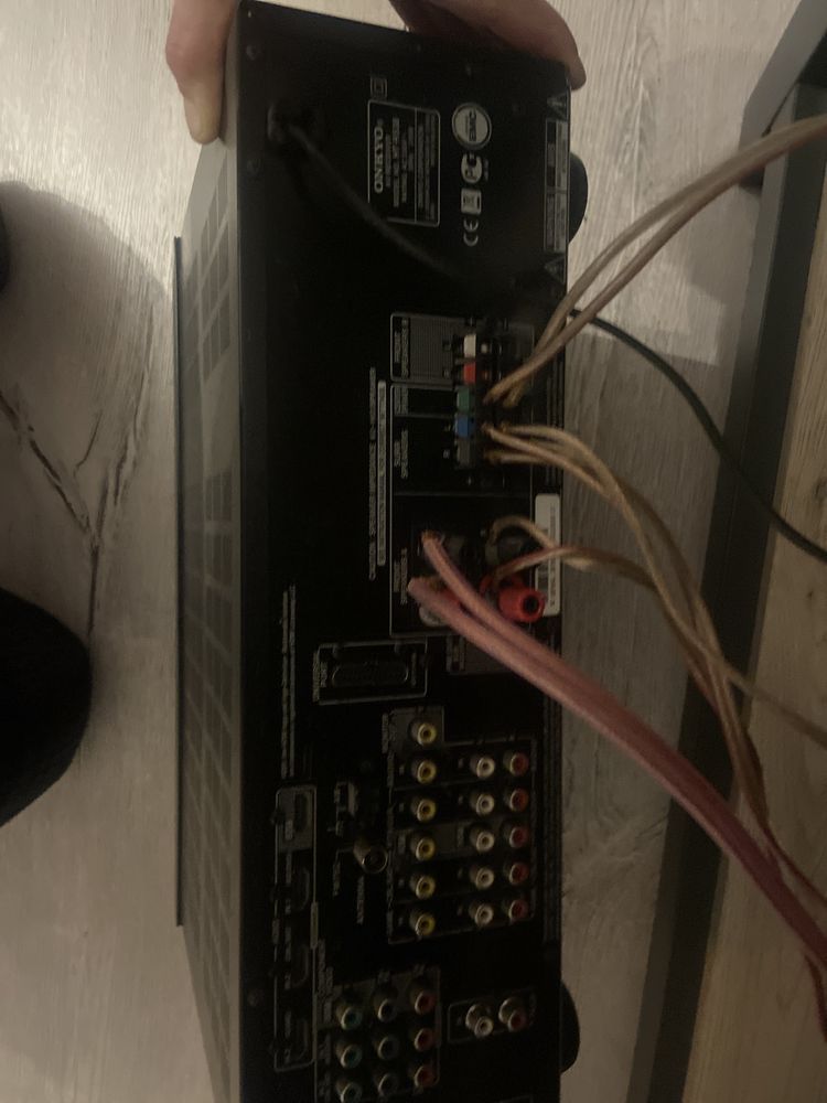 Onkyo kino domowe 5.1 amplituner + 5 głosnikow 550W yamaha