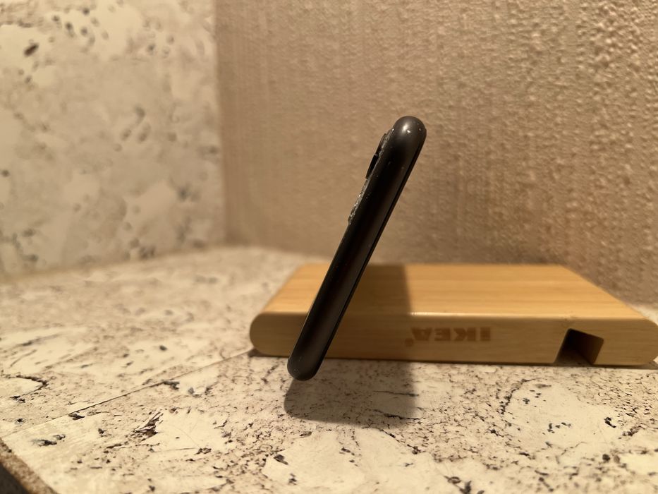 iPhone 11 64Gb black