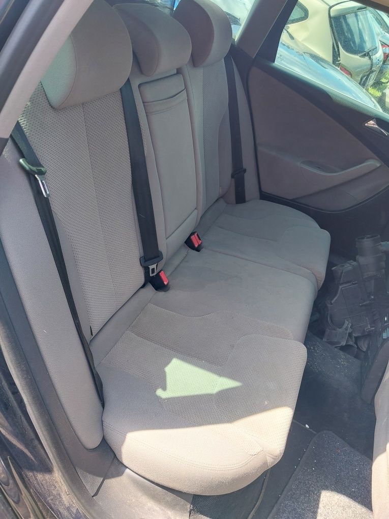 Fotel fotele kanapa vw passat b6 siedzenia jasne