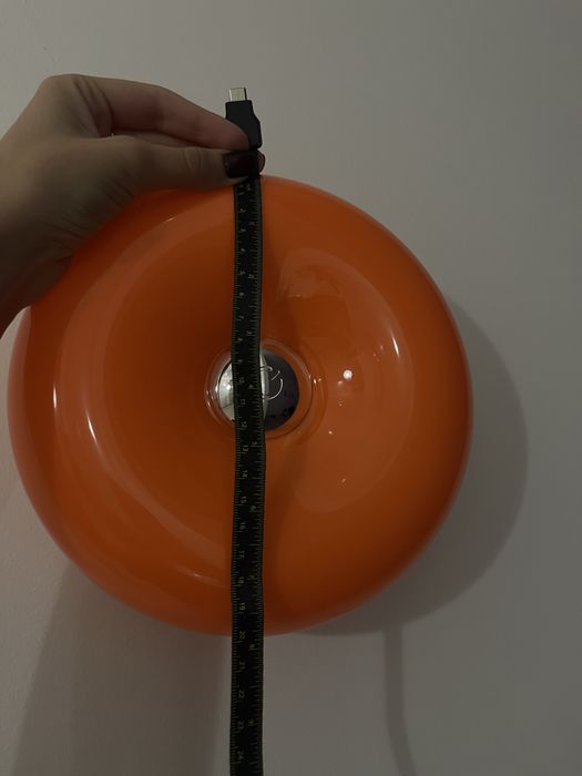 ( на руках 1 шт  ) LED лампа , у формі «Пончік»