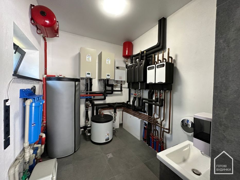 Преміальний будинок серед лісу | 490 кв.м. | 14 соток | Плюти