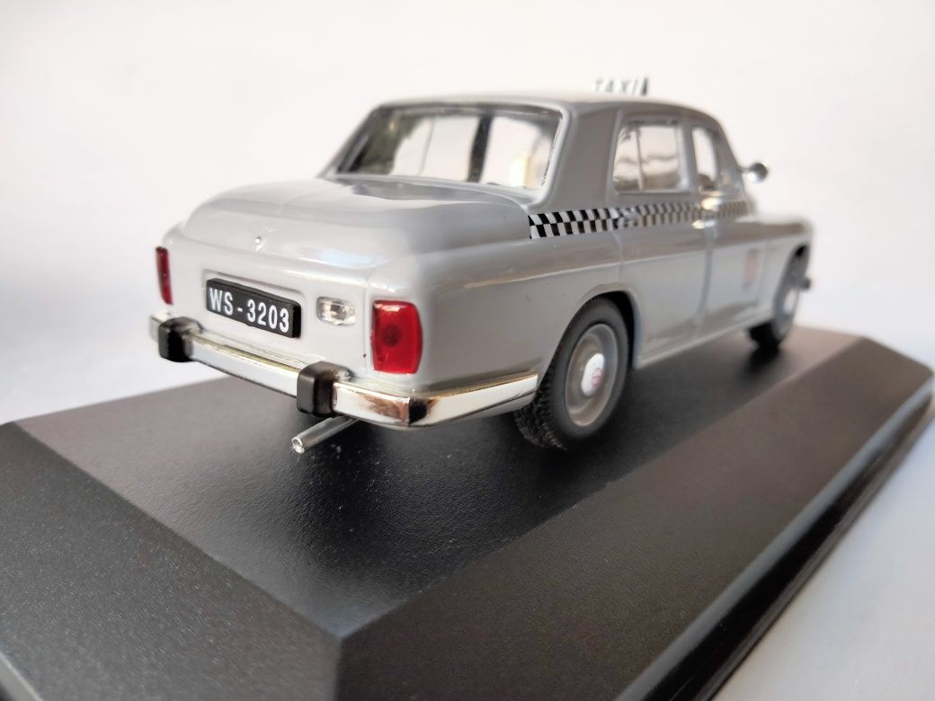 1/43 FSO Warszawa 223 - Varsóvia (1965)