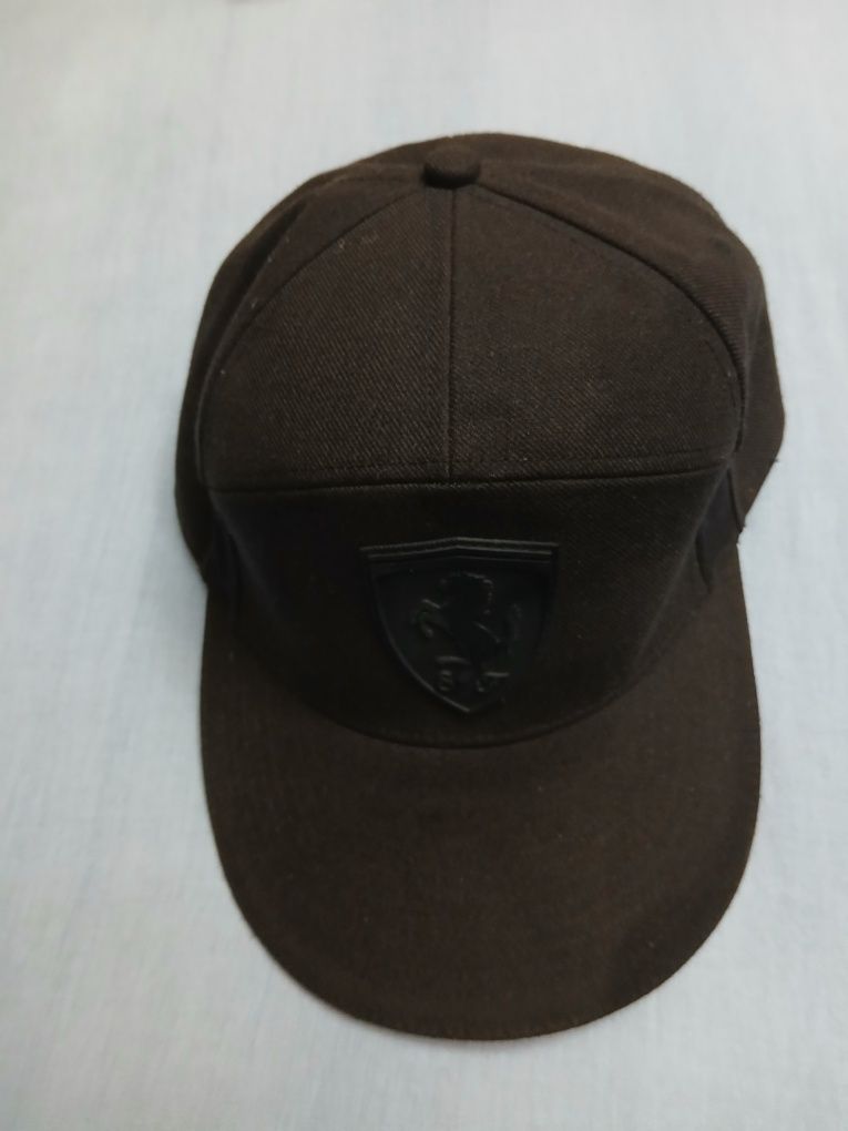 Кепка Puma в колабі з феррарі