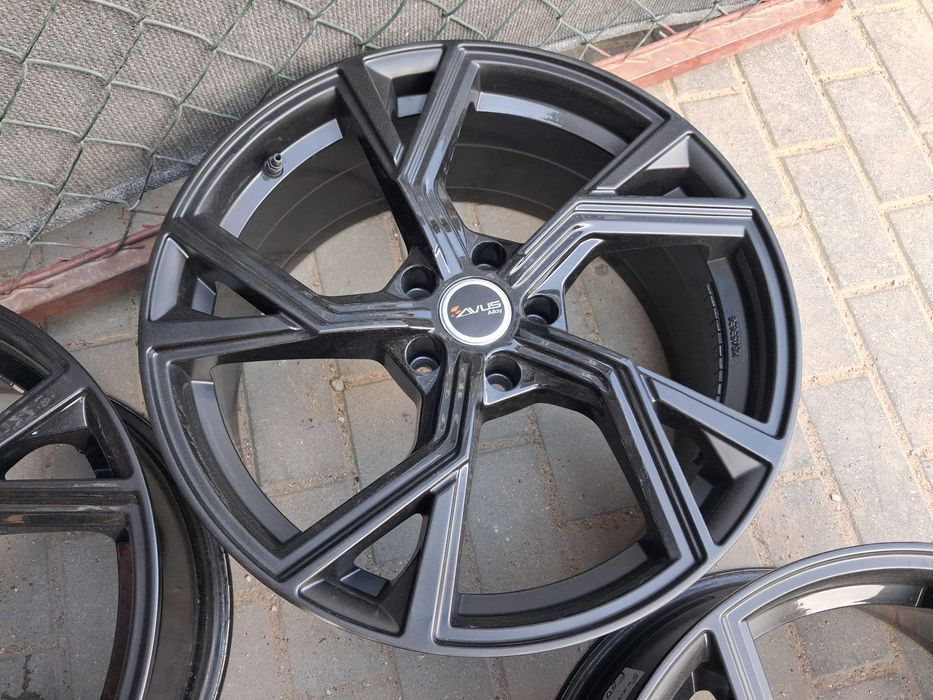 4x felgi alu R19 5x112 Avus Audi A3 A4 A5 A6 A8 Q3 Q5 Skoda Superb Vw
