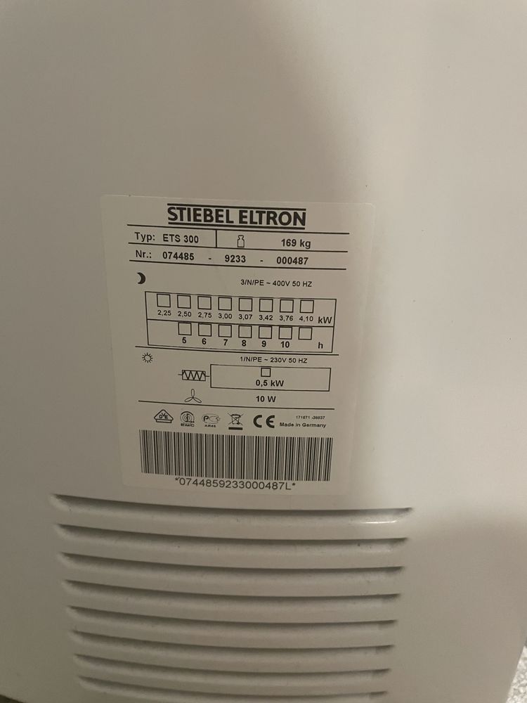 Piec akumulacyjny STIEBEL ELTRON ETS 200 i ETS 300