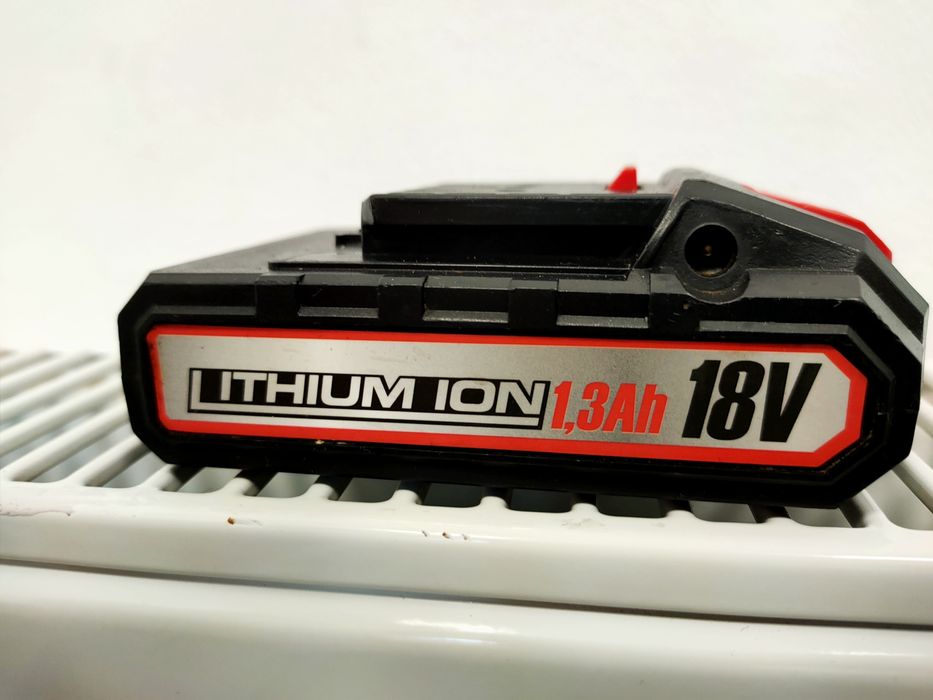 Bateria akumulator 1,3Ah 18V stan nieznany