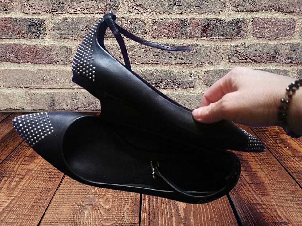 buty baleriny ćwieki nity czółenka skóra  ZARA pasek viral rock style