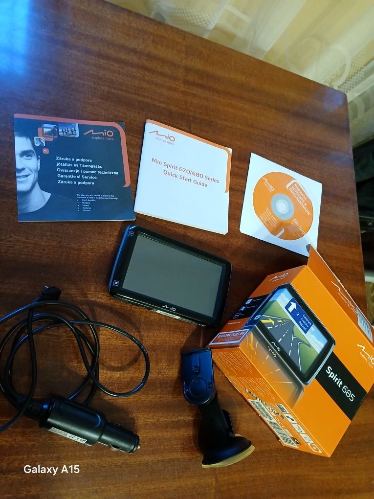 Mio Spirit 685 navi nawigacja