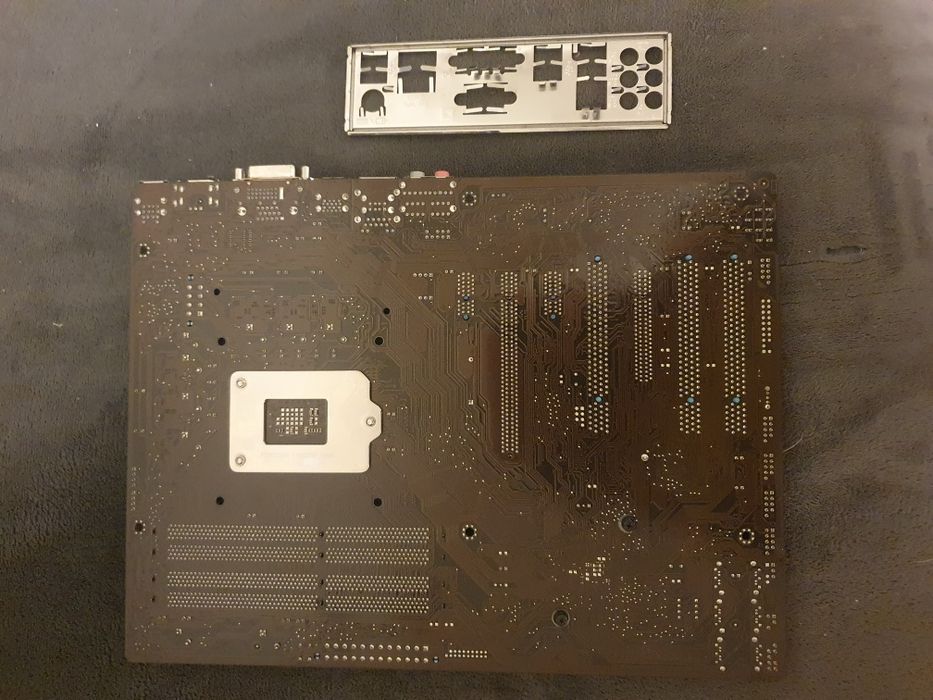 Płyta Główna ASUS P8Z68-VLX +maskownica
