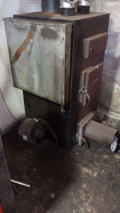 Piec z nadmuchem do garażu.